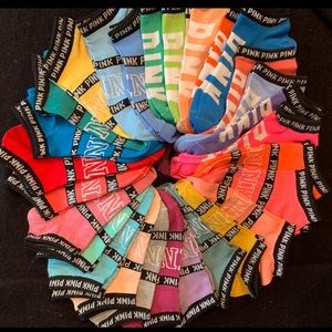 BRAND NEW 15 PAIRS VS SOCKS